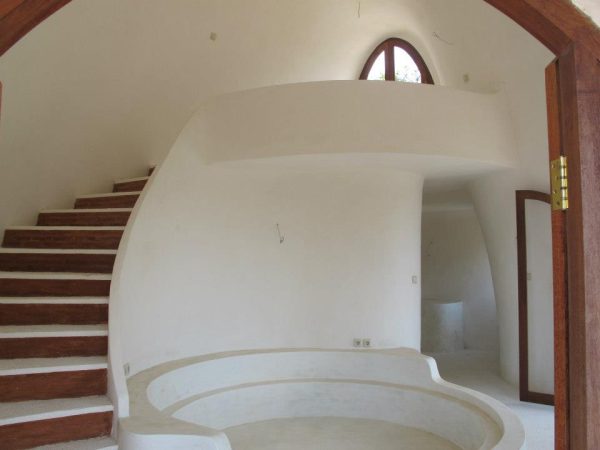 Internal 7.0m Bamboo mesh and render dome with mezzanine at Mentigi Bay, Lombok